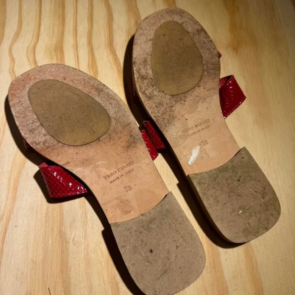 Vero cuoio red lizard vegetable tanned slides‎